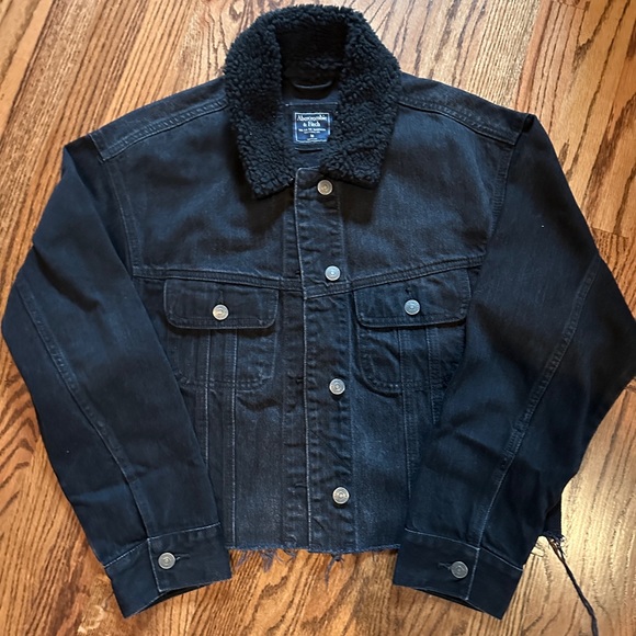 Black jean jacket , excellent condition - Picture 1 of 4